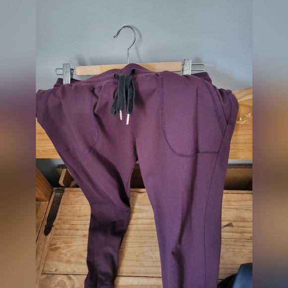 Zyia joggings pants size small - Picture 4 of 4